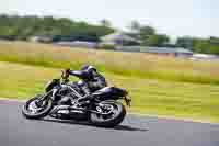 Advanced Group Silver_Grey Bikes